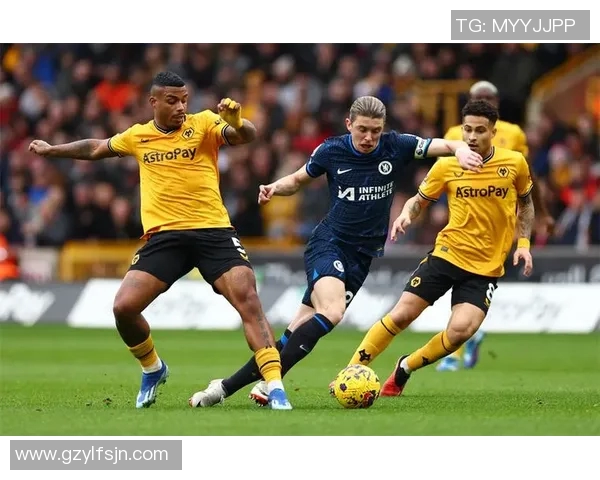 切尔西与伯狼队激战正酣精彩直播尽在眼前不容错过